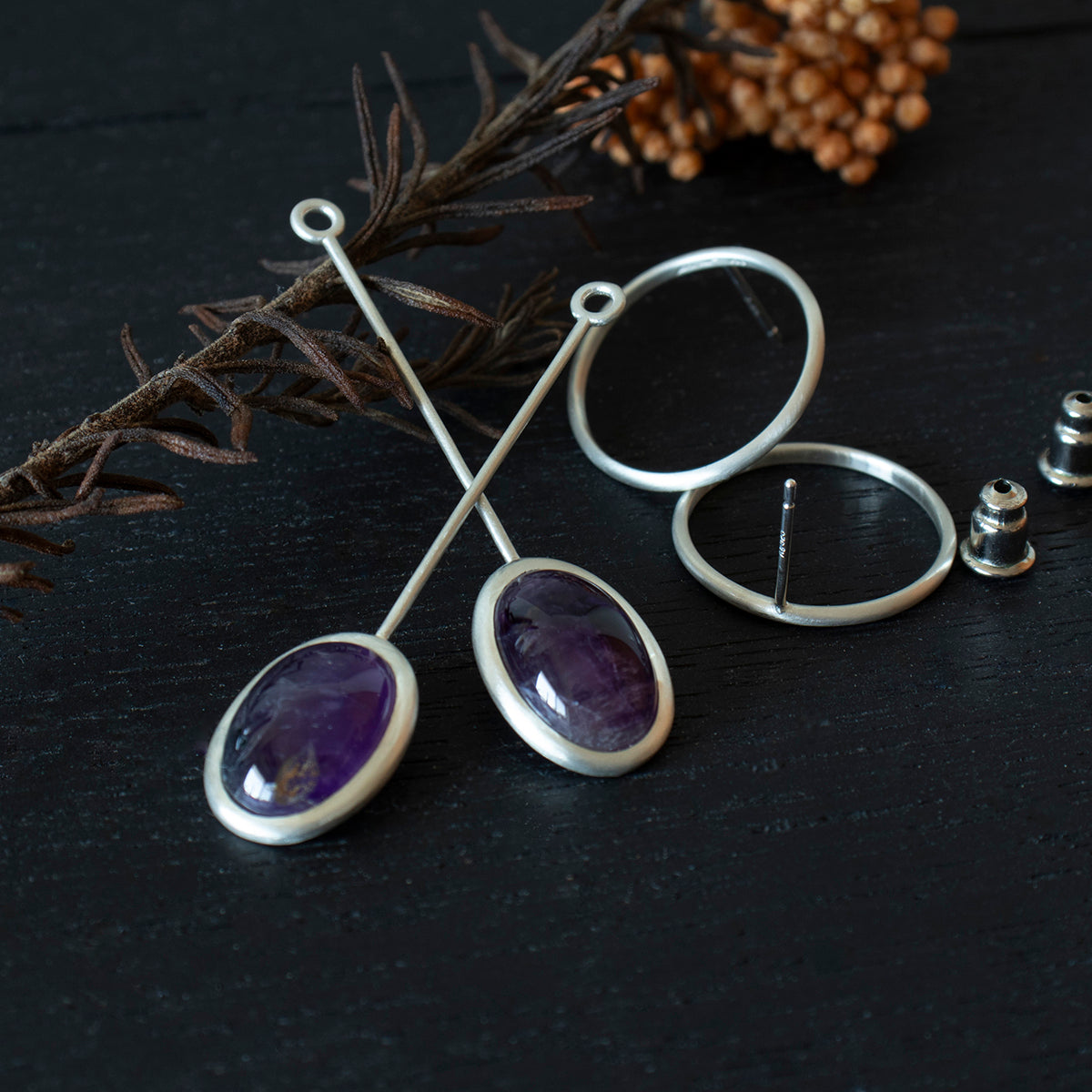 Amethyst Pierce /Silver matte _ Dome #01