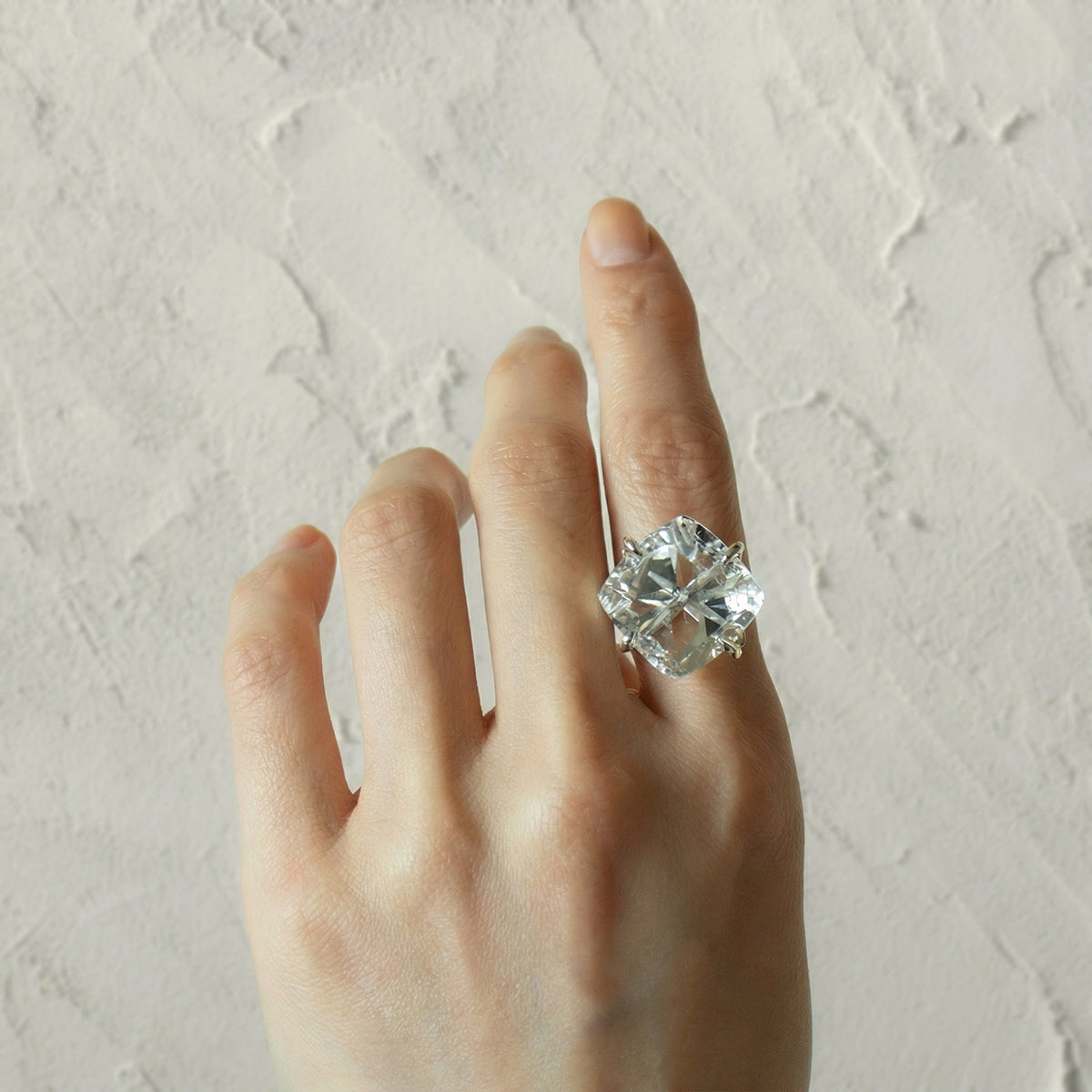 Kakkomi Ring _ Quartz _ Square
