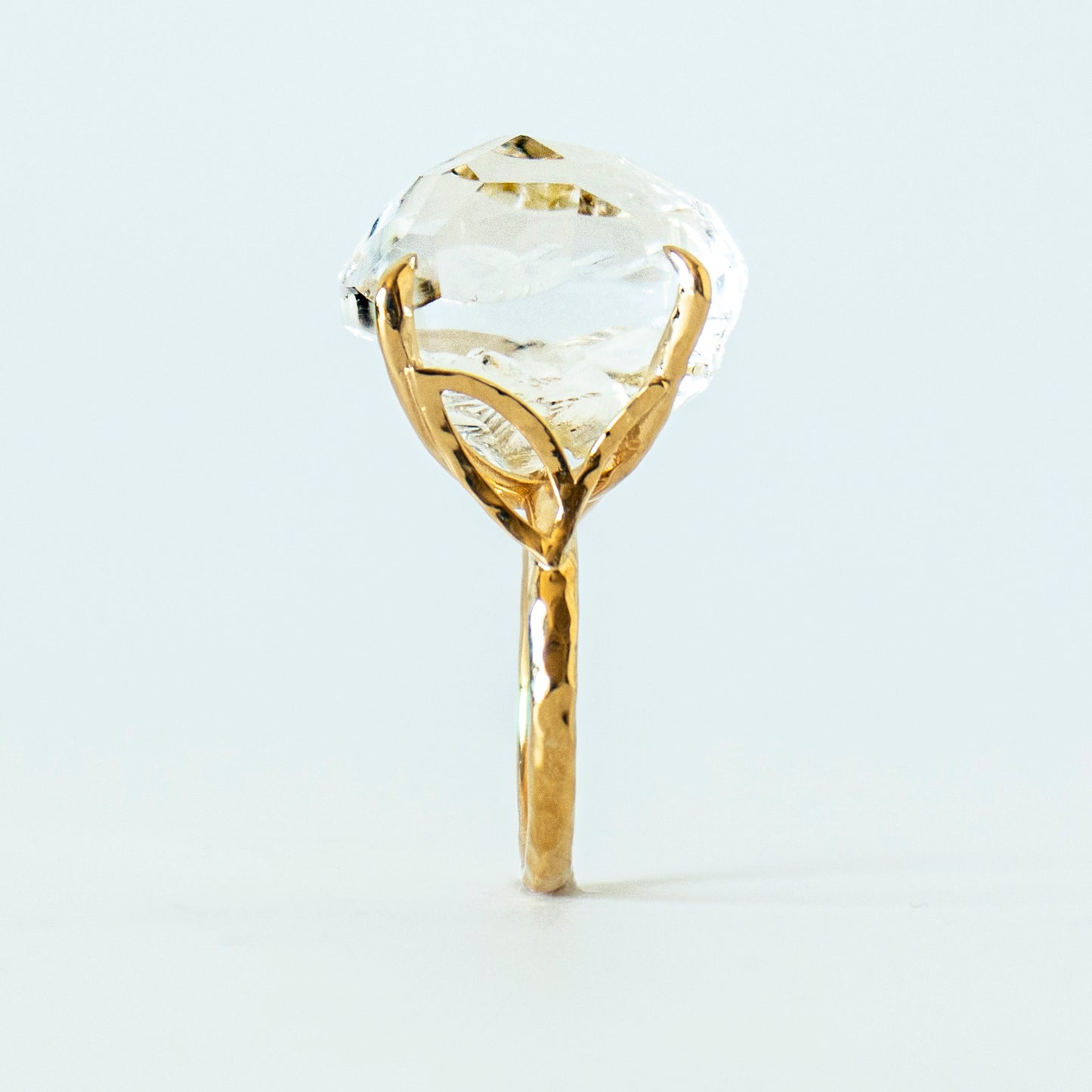 Kakkomi Ring _ Quartz _ Round