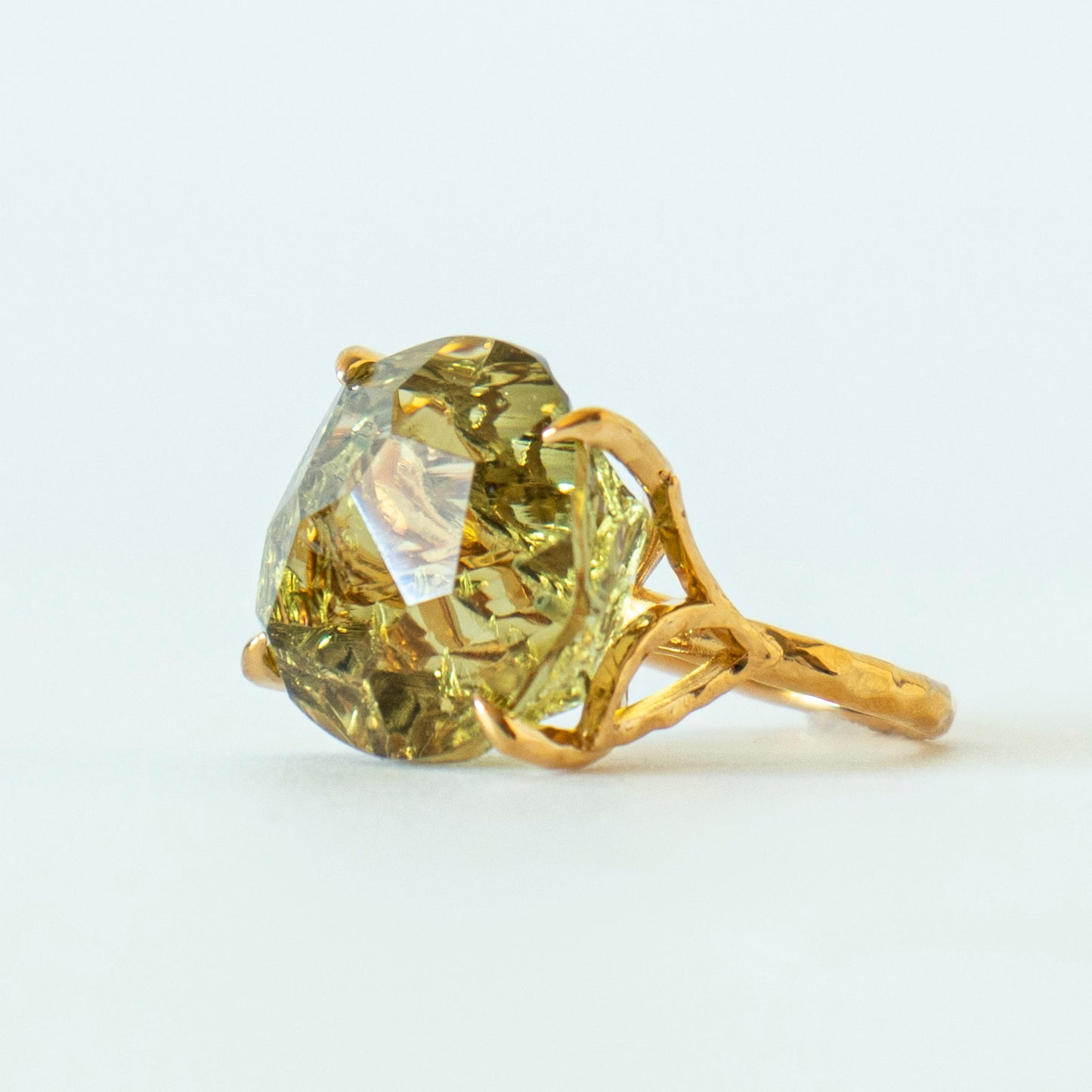 Kakkomi Ring _  Lemon Quartz _ Round