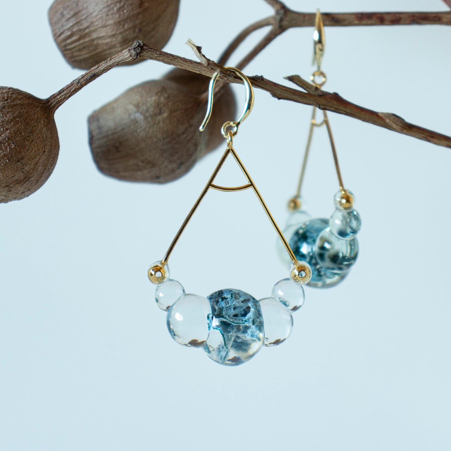 Cell Pierce _ Chalcedony