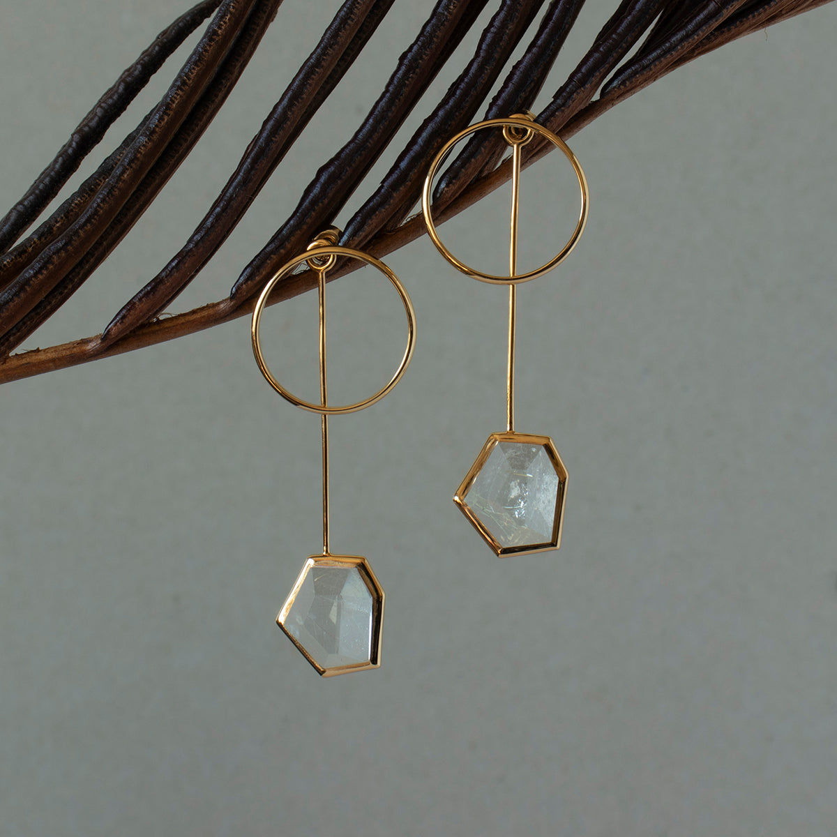 Rutile Quartz Pierce _ Polygon #03