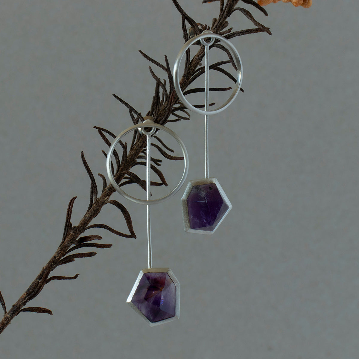 Amethyst Pierce /Silver matte _ Polygon #02