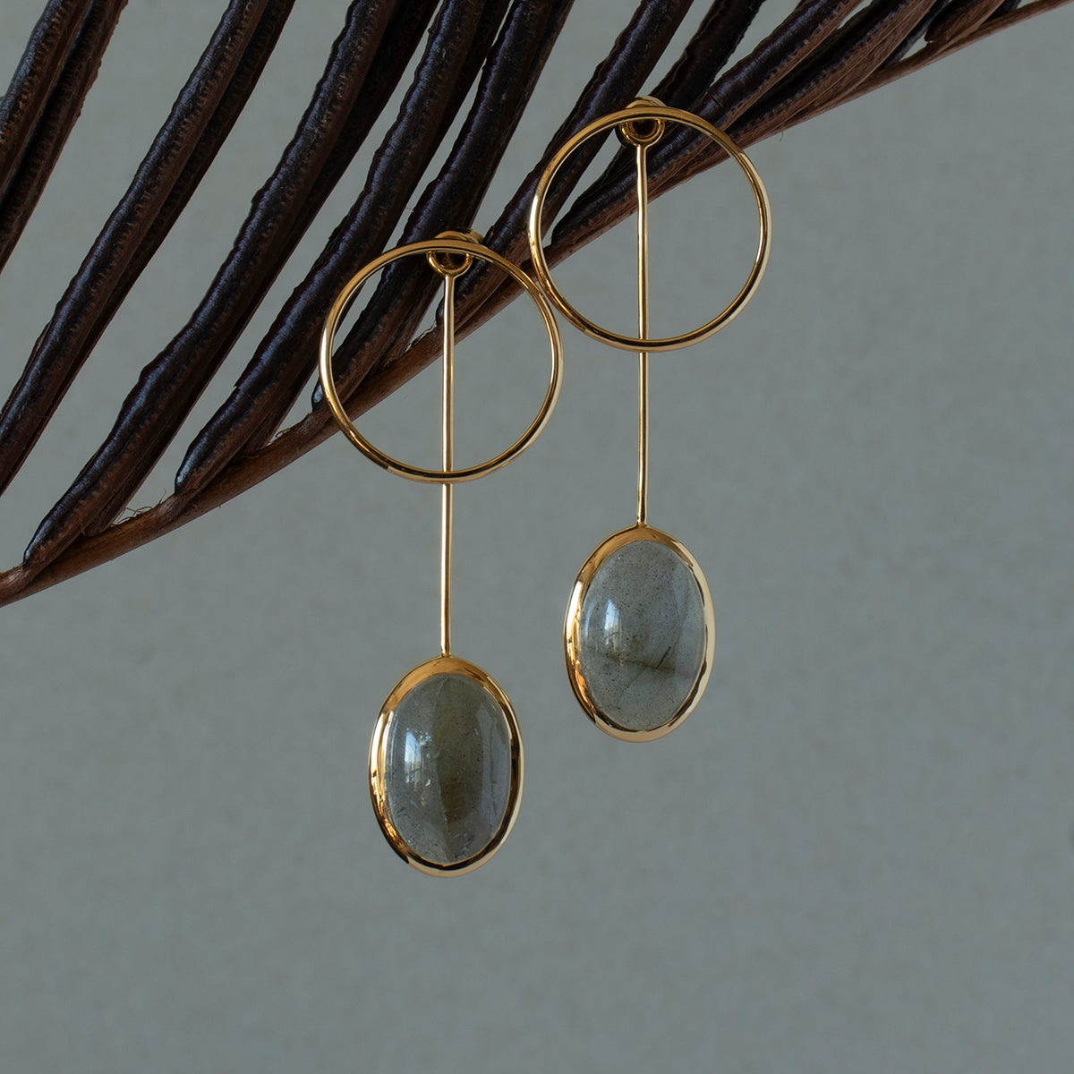 Labradorite Pierce _ Dome #01