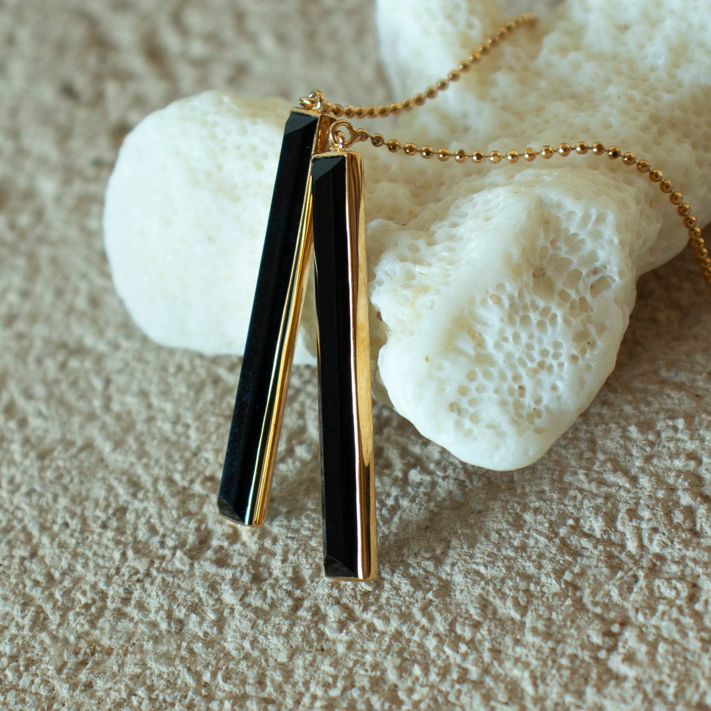 Molded Pierce _ Onyx