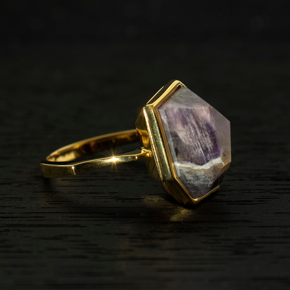 Amethyst Ring _ Polygon #05