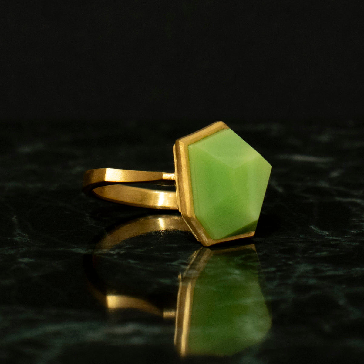 Green agate Ring _ Polygon #04