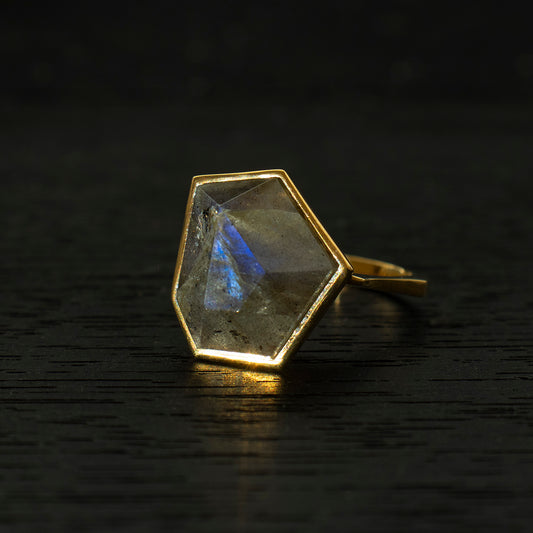 Labradorite Ring _ Polygon #01