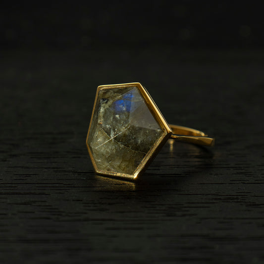 Labradorite Ring _ Polygon #04