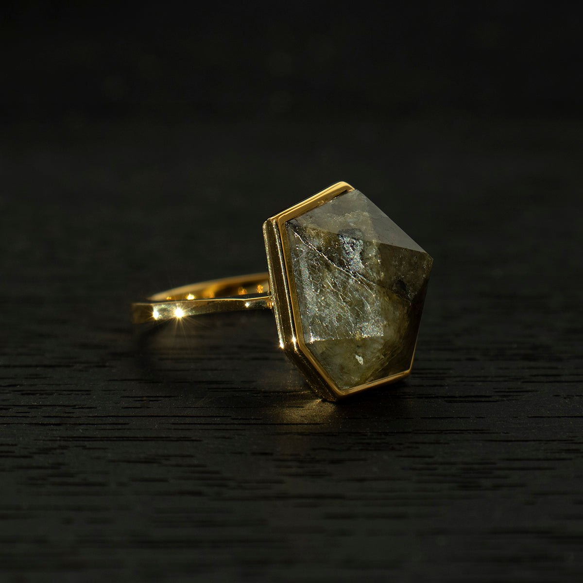 Labradorite Ring _ Polygon #04