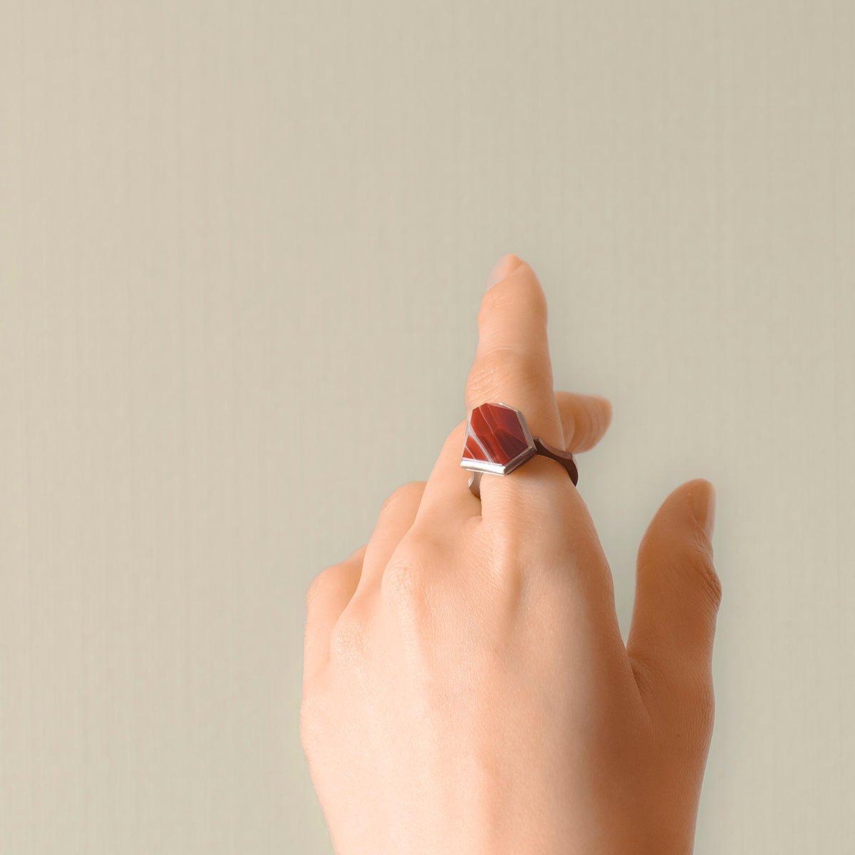 Striped agate Ring / Silver matte _ Polygon #01