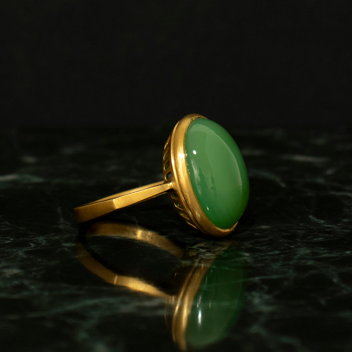 Green agate Ring _ Dome #01