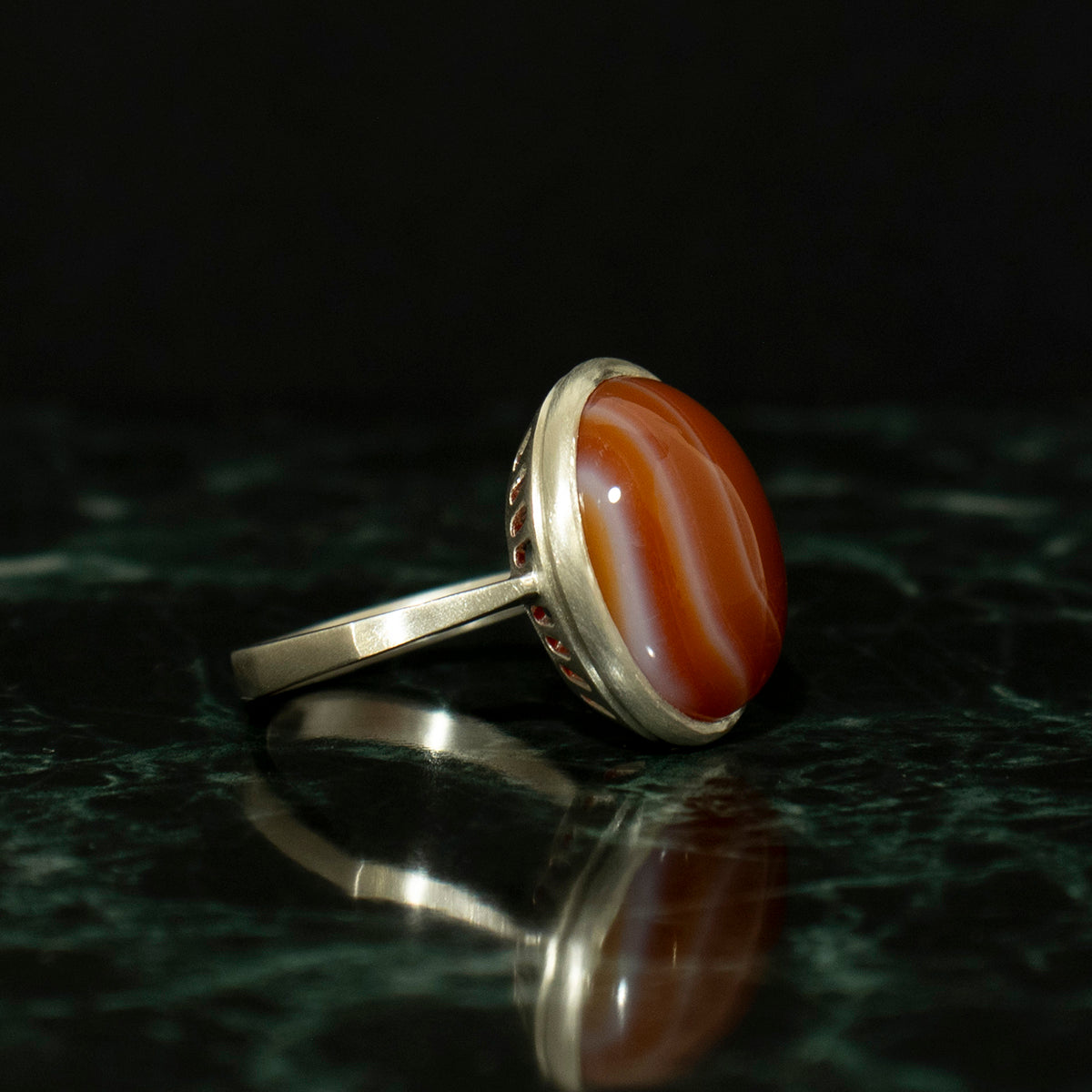 Striped agate Ring / Silver matte _ Dome #04