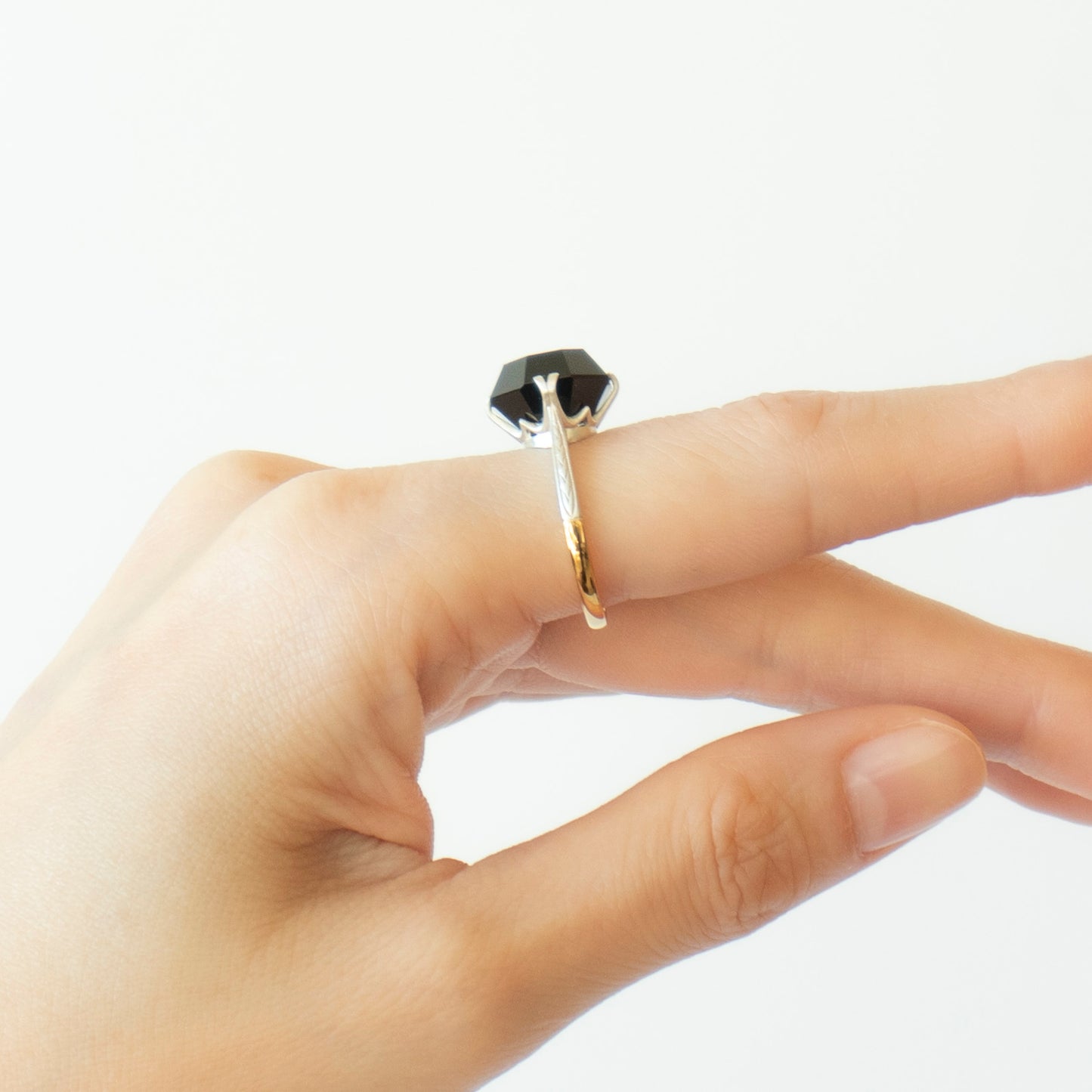Molded Ring _ Onyx